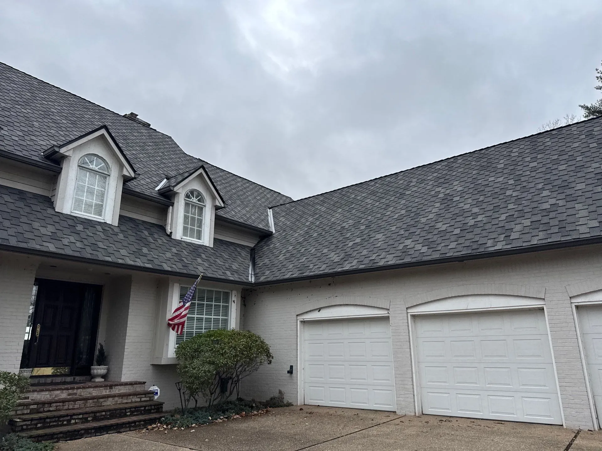 front view of roof replacement on residential home in Indianapolis after project completion